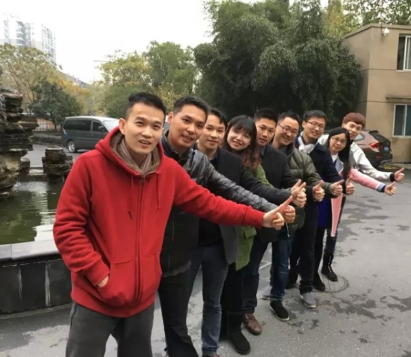 这家被定位为服务型数据公司的“银盒子”是怎么做到日流水220万的?