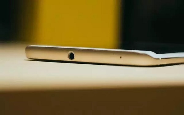 一次勇敢尝试，国产手机凭什么立足4000档？