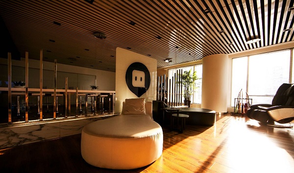 陌陌联席总裁章敬平离职 股价大涨背后阿里收购传闻再起