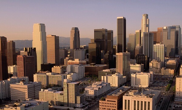 为何美国科技亿万富翁三分之一住在加州？