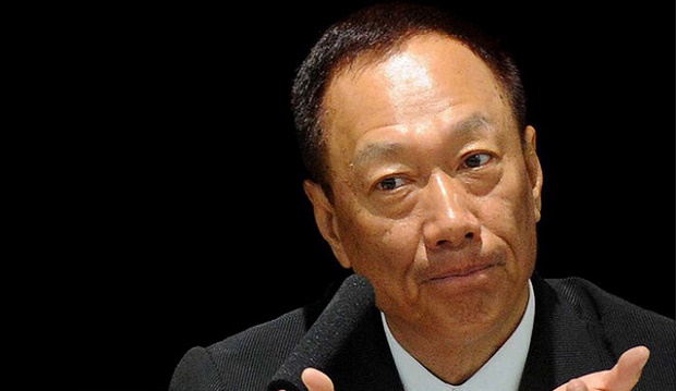 “代工教父”鸿海焦虑症：砸在郭台铭头上的“苹果”
