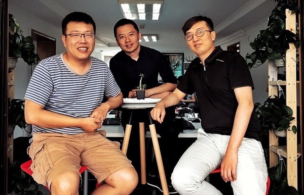 罗永浩在发布会上致谢的那家公司三角兽，究竟是做什么的？
